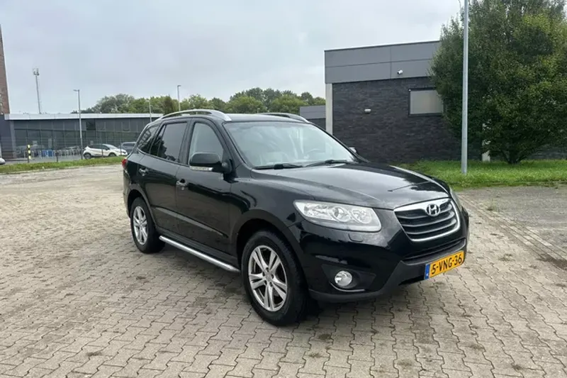 Hyundai Santa Fe (2011)
