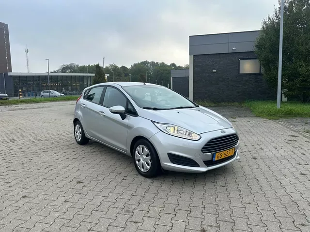 Ford Fiesta (2015) — foto 1