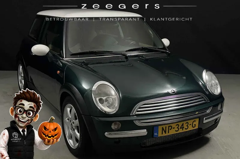 MINI Cooper (2003)