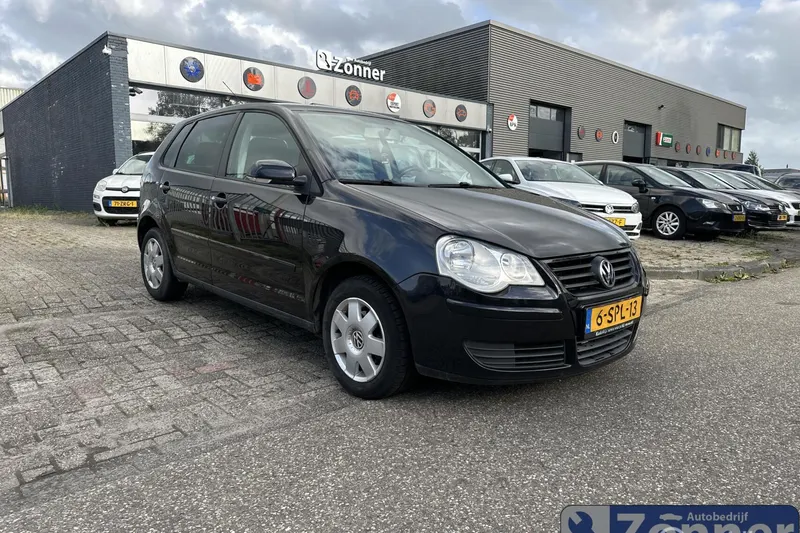 Volkswagen Polo (2005)