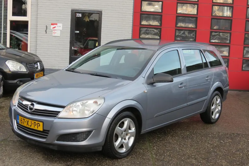 Opel Astra (2007)