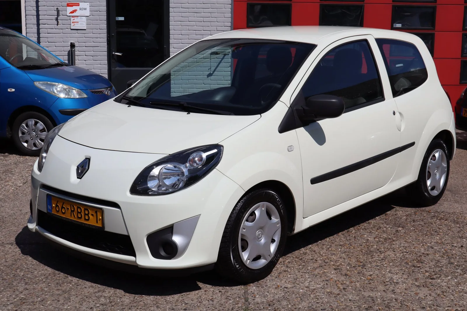 Renault Twingo (2011) — foto 1