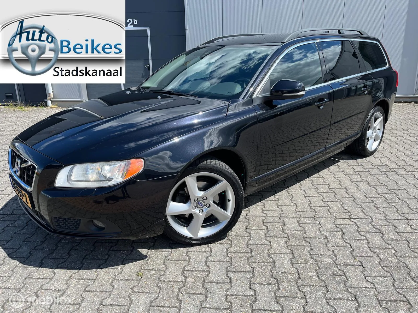 Volvo V70 (2012) — foto 1