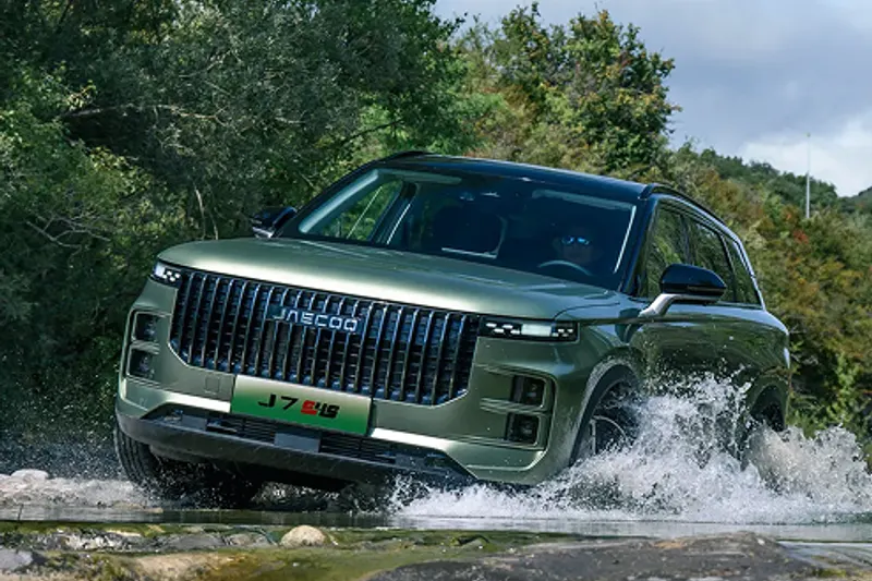 Land Rover 7 (2026)
