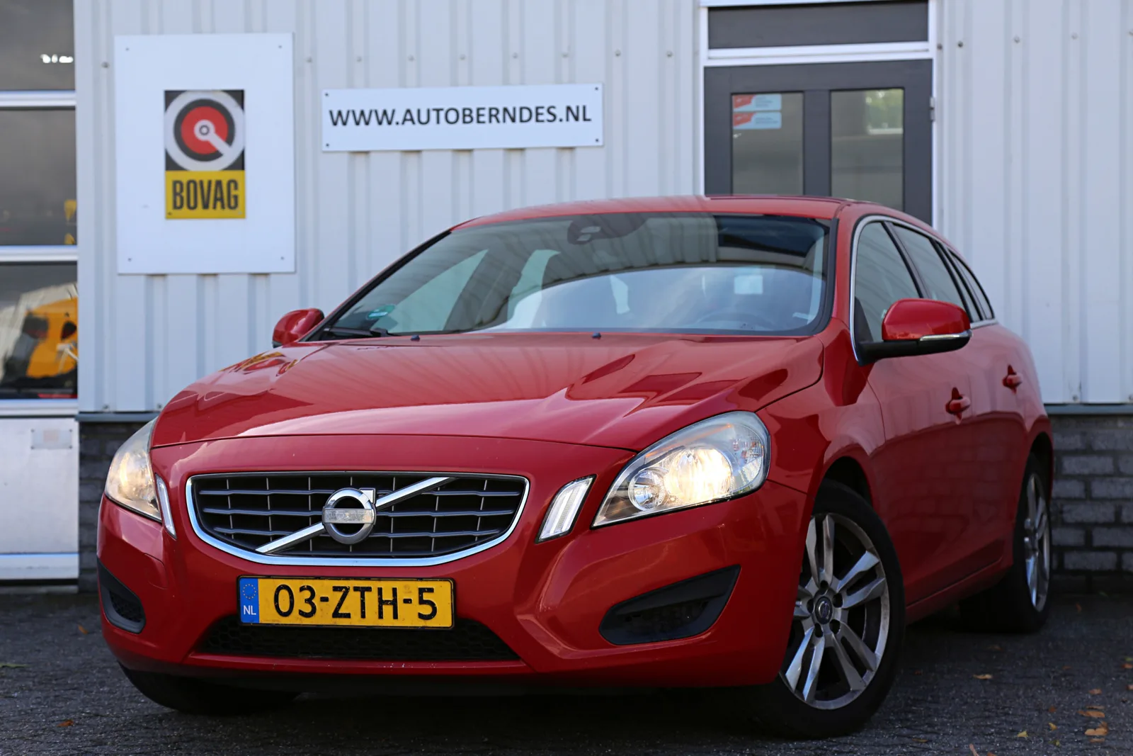 Volvo V60 (2013) — foto 1
