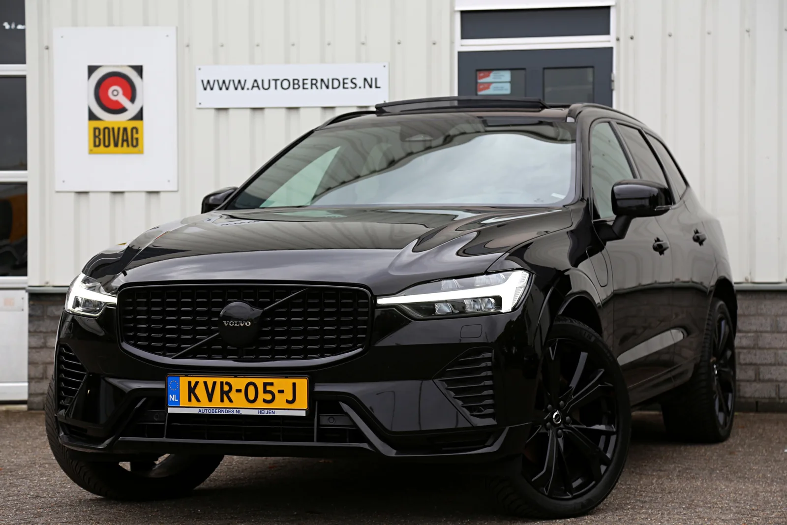 Volvo XC60 (2024) — foto 1