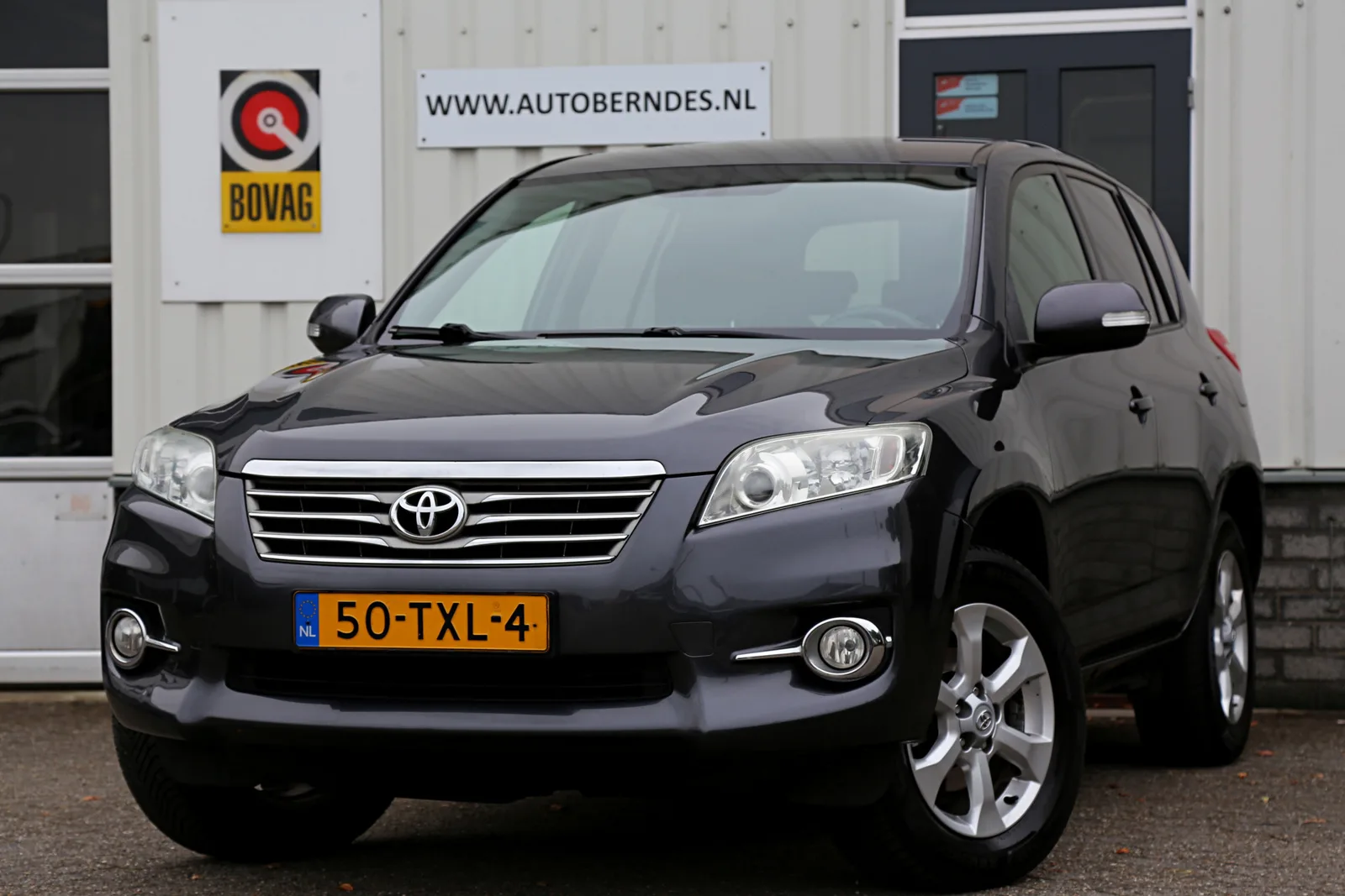 Toyota RAV4 (2012) — foto 1