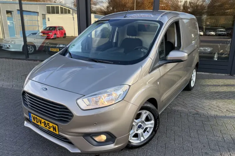 Ford Transit Courier (2020)
