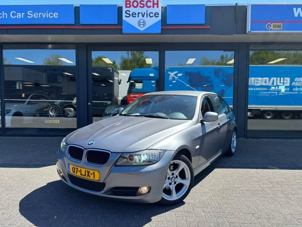 BMW 3-Serie (2010) — foto 1