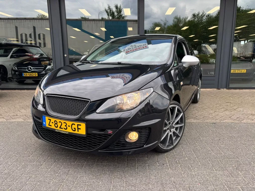 SEAT Ibiza (2012) — foto 1