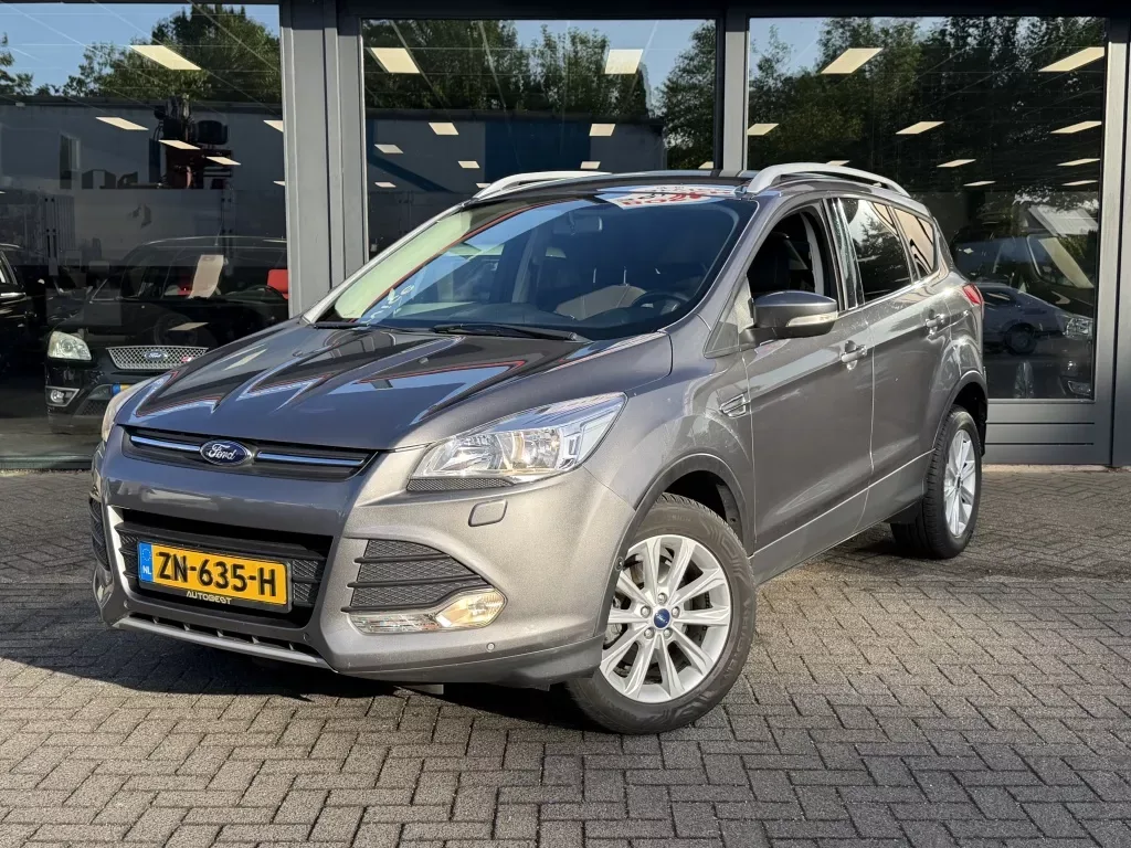 Ford Kuga (2014) — foto 1