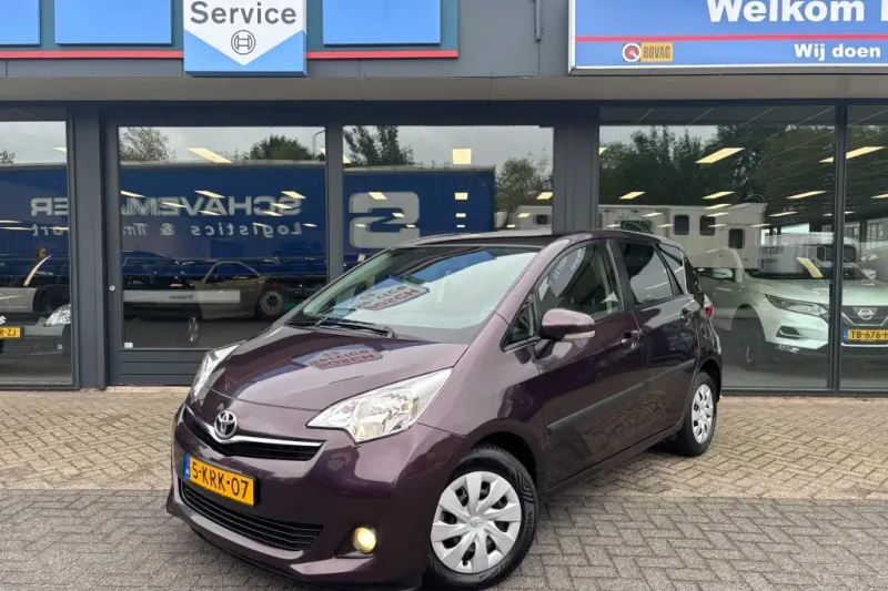 Toyota Verso S (2013)
