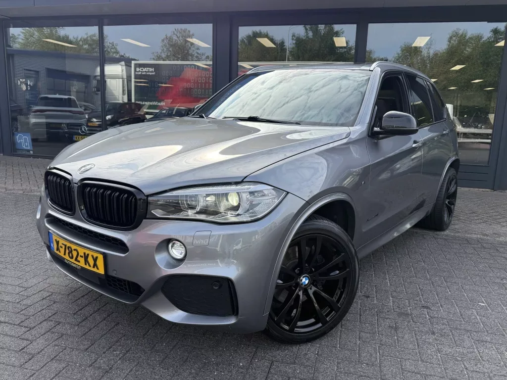 BMW X5 (2014) — foto 1