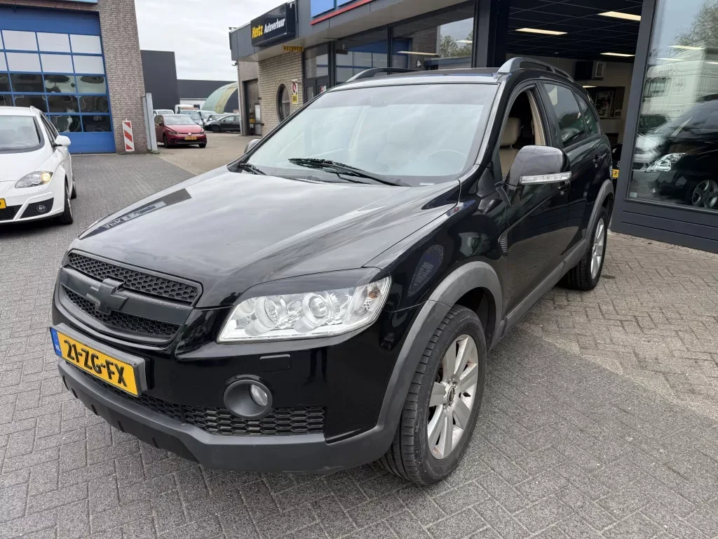 Chevrolet Captiva (2008) — foto 1