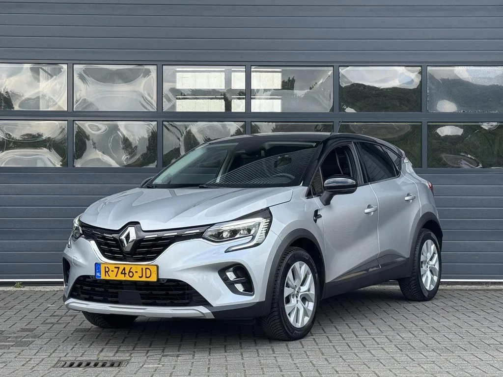 Renault Captur (2022) — foto 1