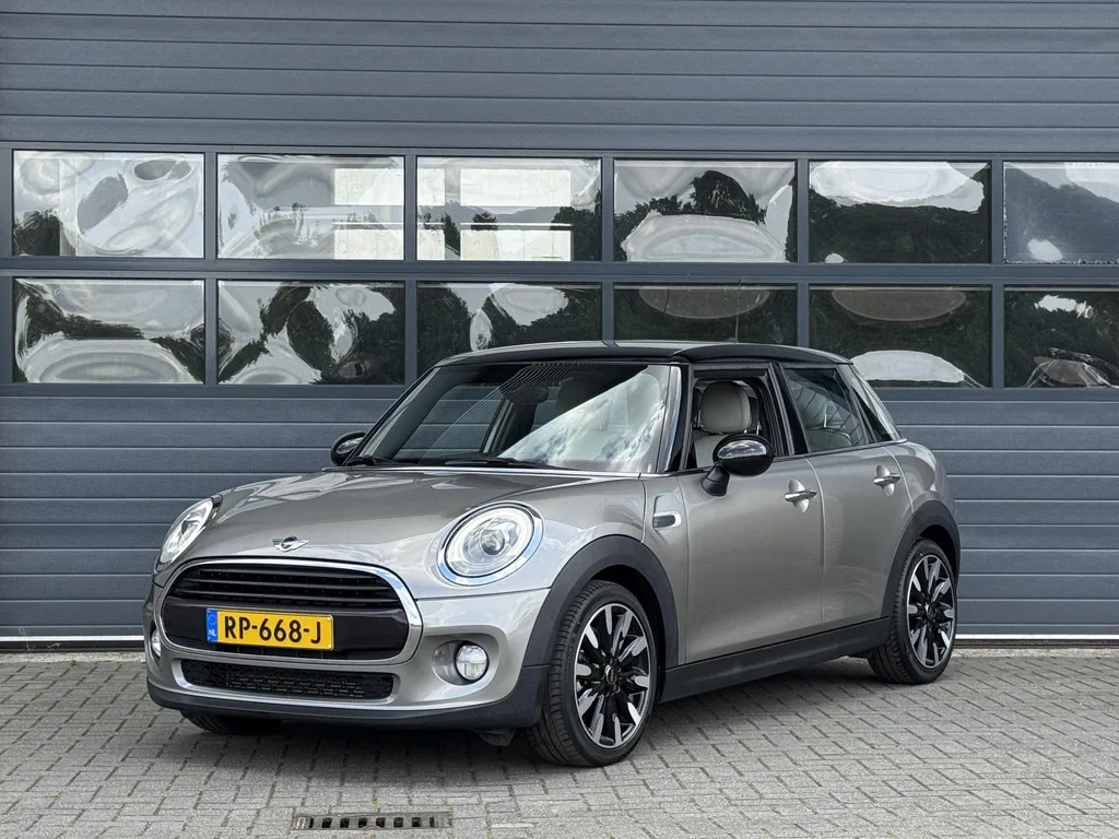 MINI Cooper (2018) — foto 1