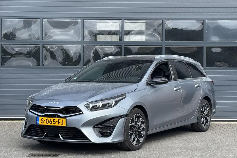 Kia Ceed (2023)