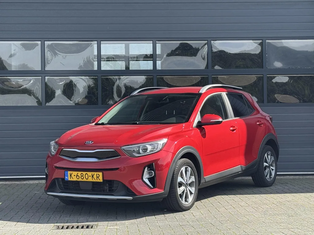 Kia Stonic (2021) — foto 1