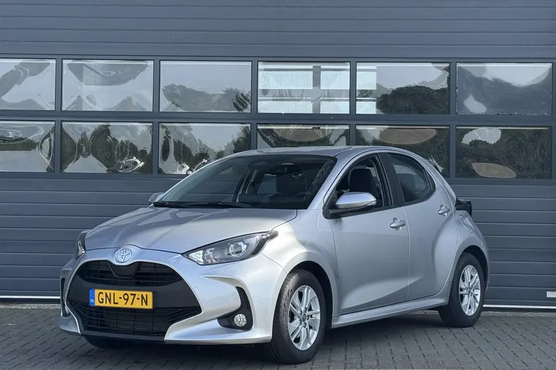 Toyota Yaris (2024)
