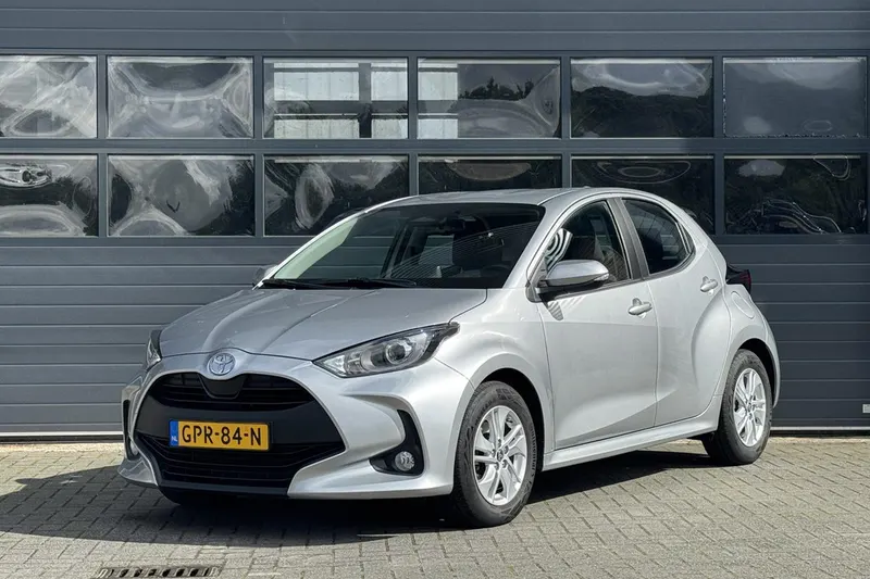 Toyota Yaris (2024)