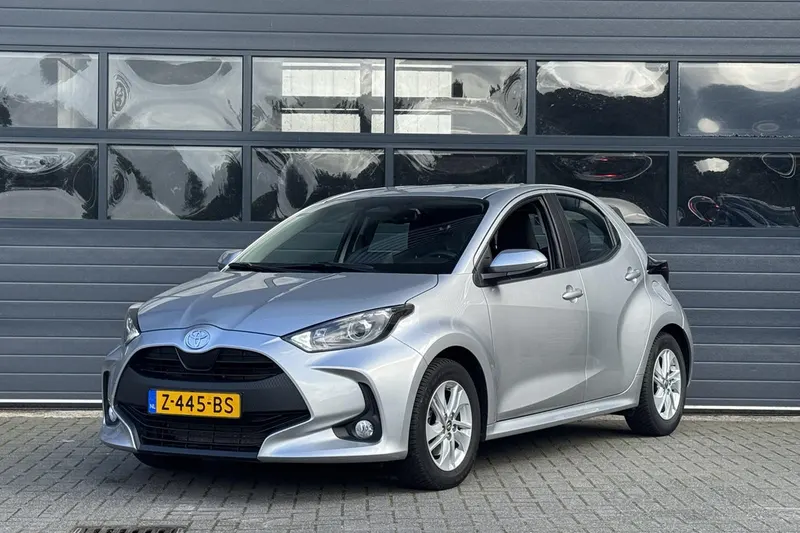 Toyota Yaris (2024)
