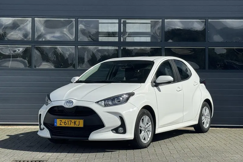 Toyota Yaris (2024)