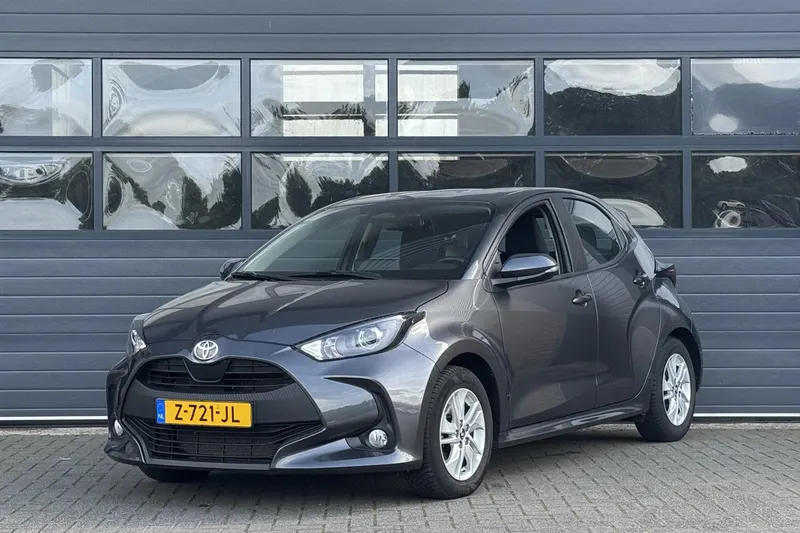 Toyota Yaris (2024)