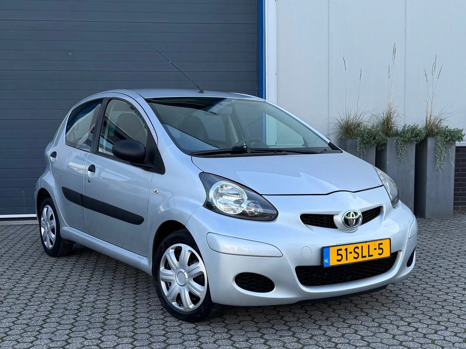 Toyota Aygo (2011) — foto 1