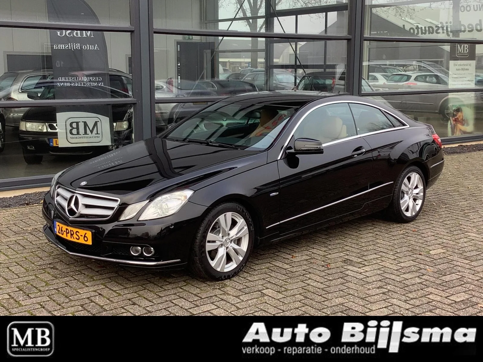 Mercedes-Benz E-Klasse (2011) — foto 1