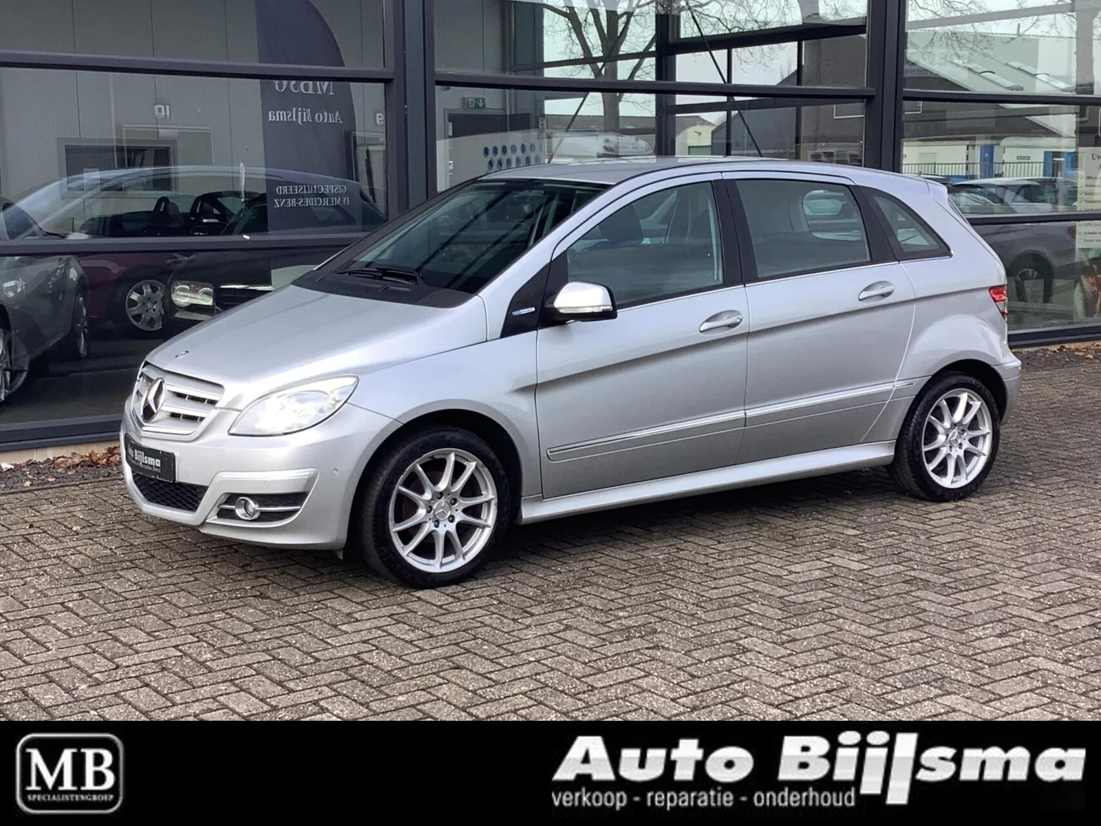 Mercedes-Benz B-Klasse (2011) — foto 1