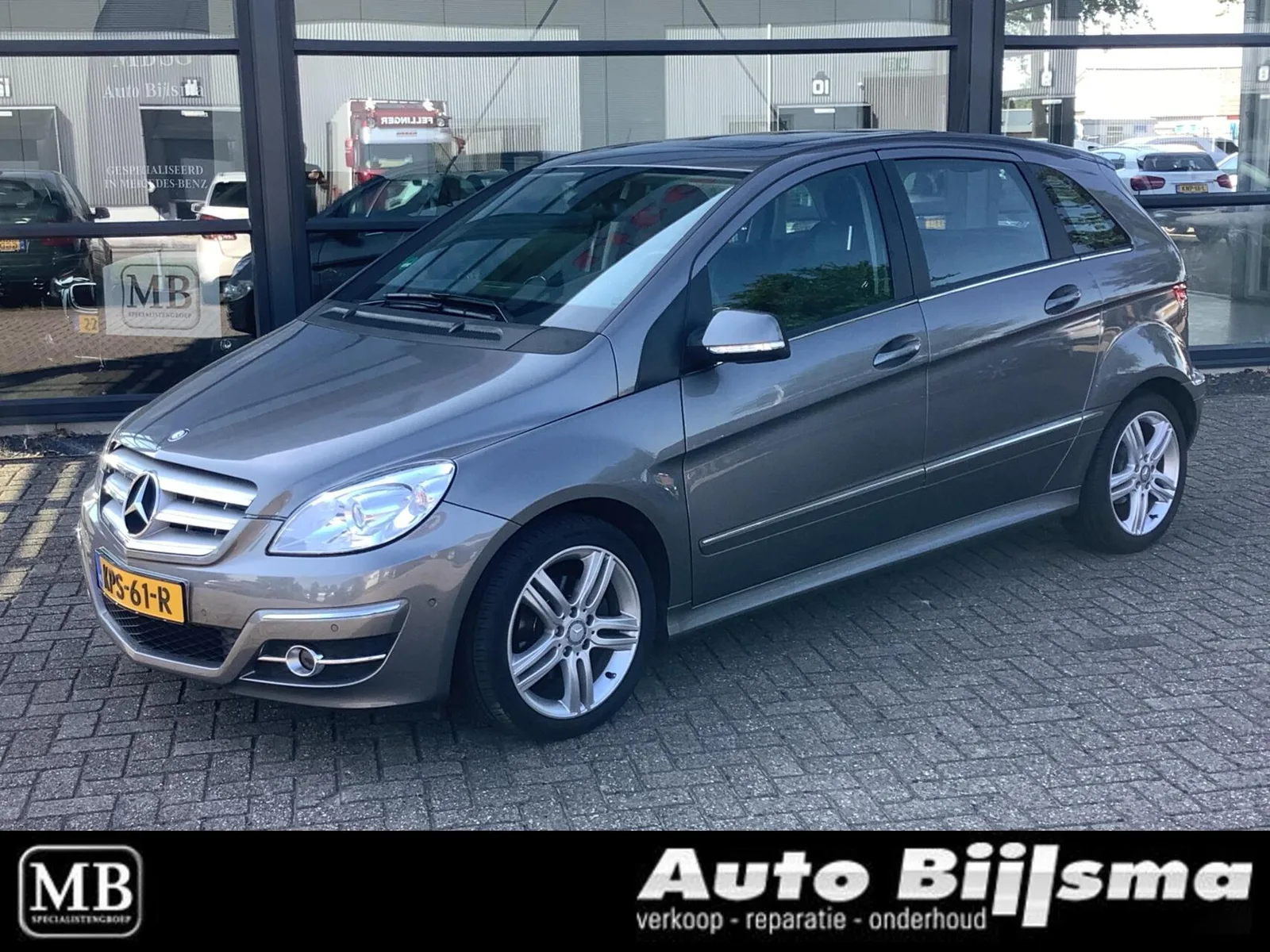Mercedes-Benz B-Klasse (2011) — foto 1