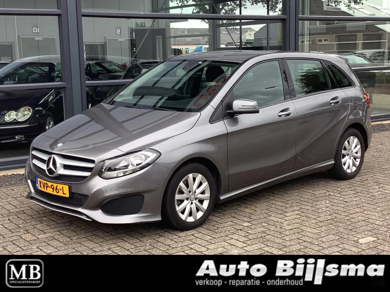Mercedes-Benz B-Klasse (2015) — foto 1