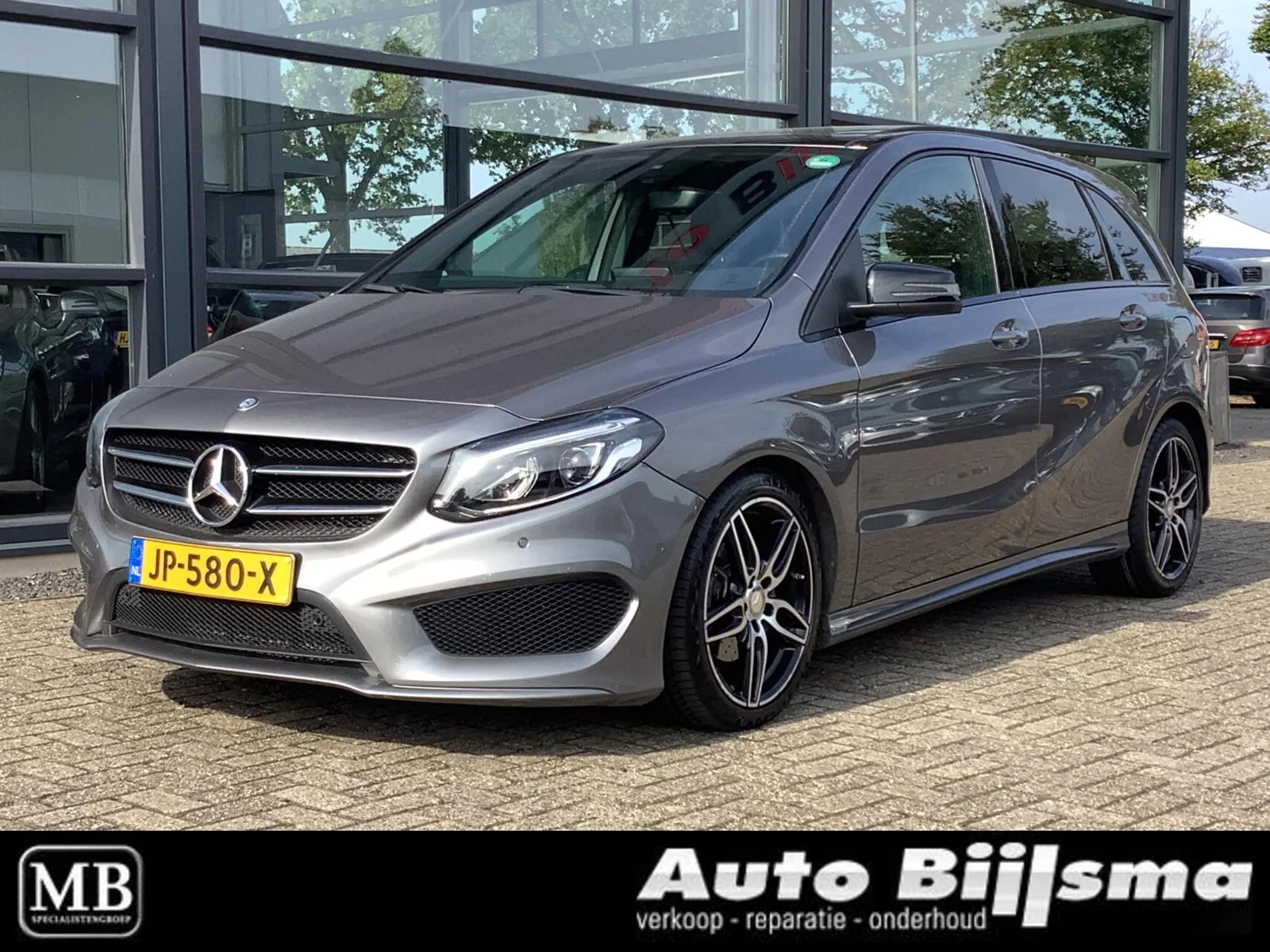 Mercedes-Benz B-Klasse (2016) — foto 1