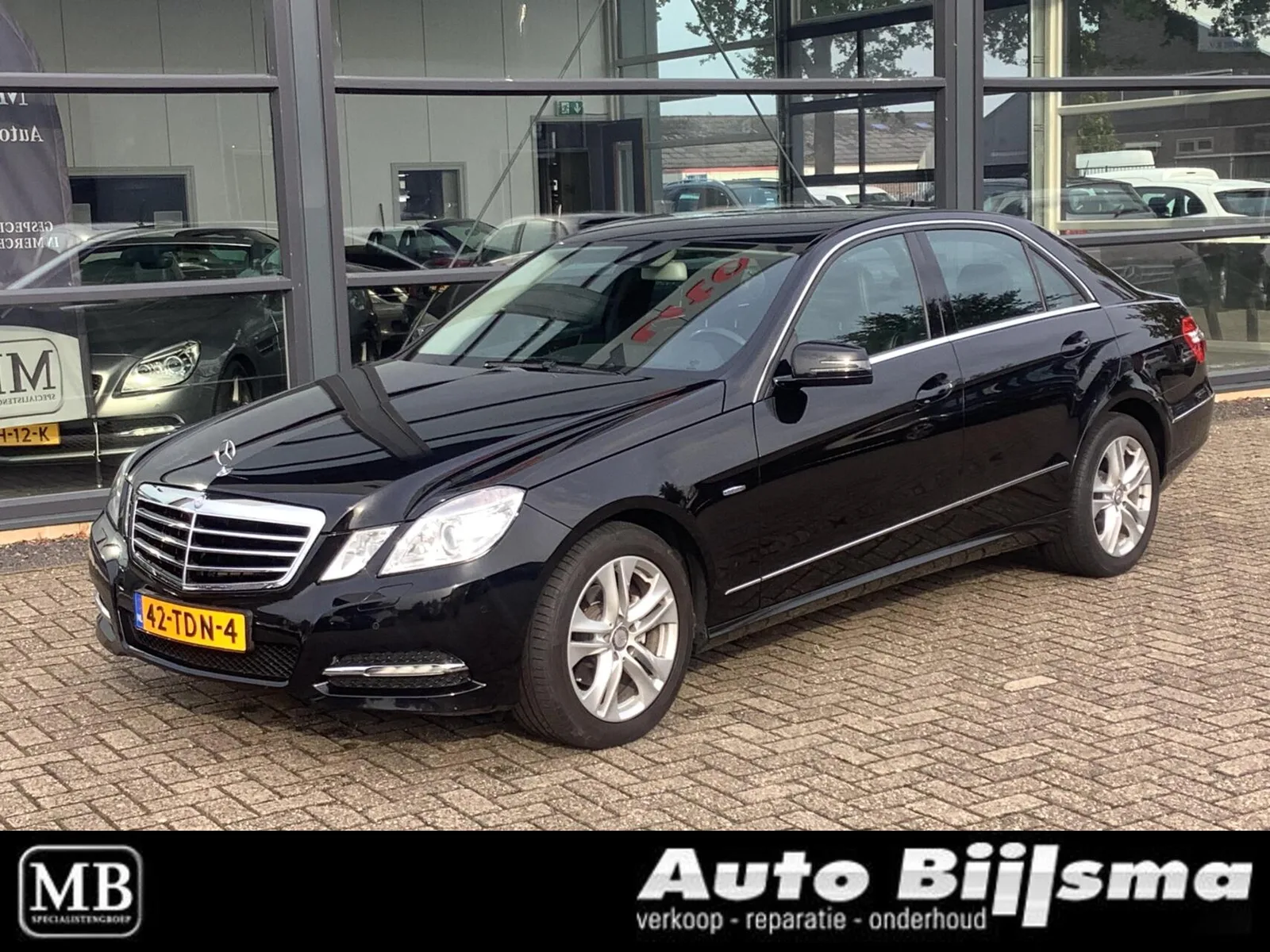 Mercedes-Benz E-Klasse (2012) — foto 1