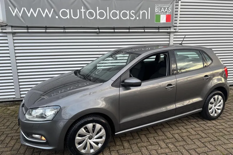 Volkswagen Polo (2015)