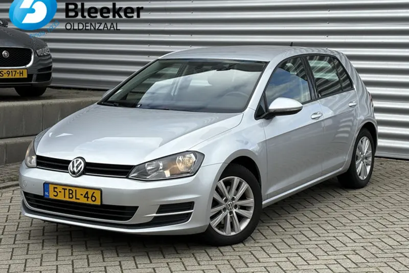 Volkswagen Golf (2014)