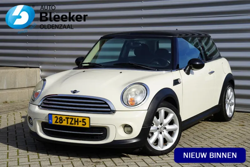 MINI Cooper (2010)