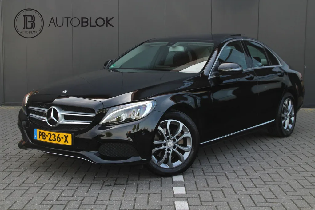 Mercedes-Benz C-Klasse (2017) — foto 1