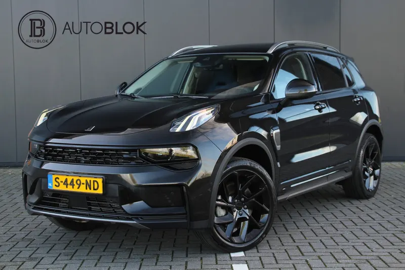Lynk & Co 01 (2023)