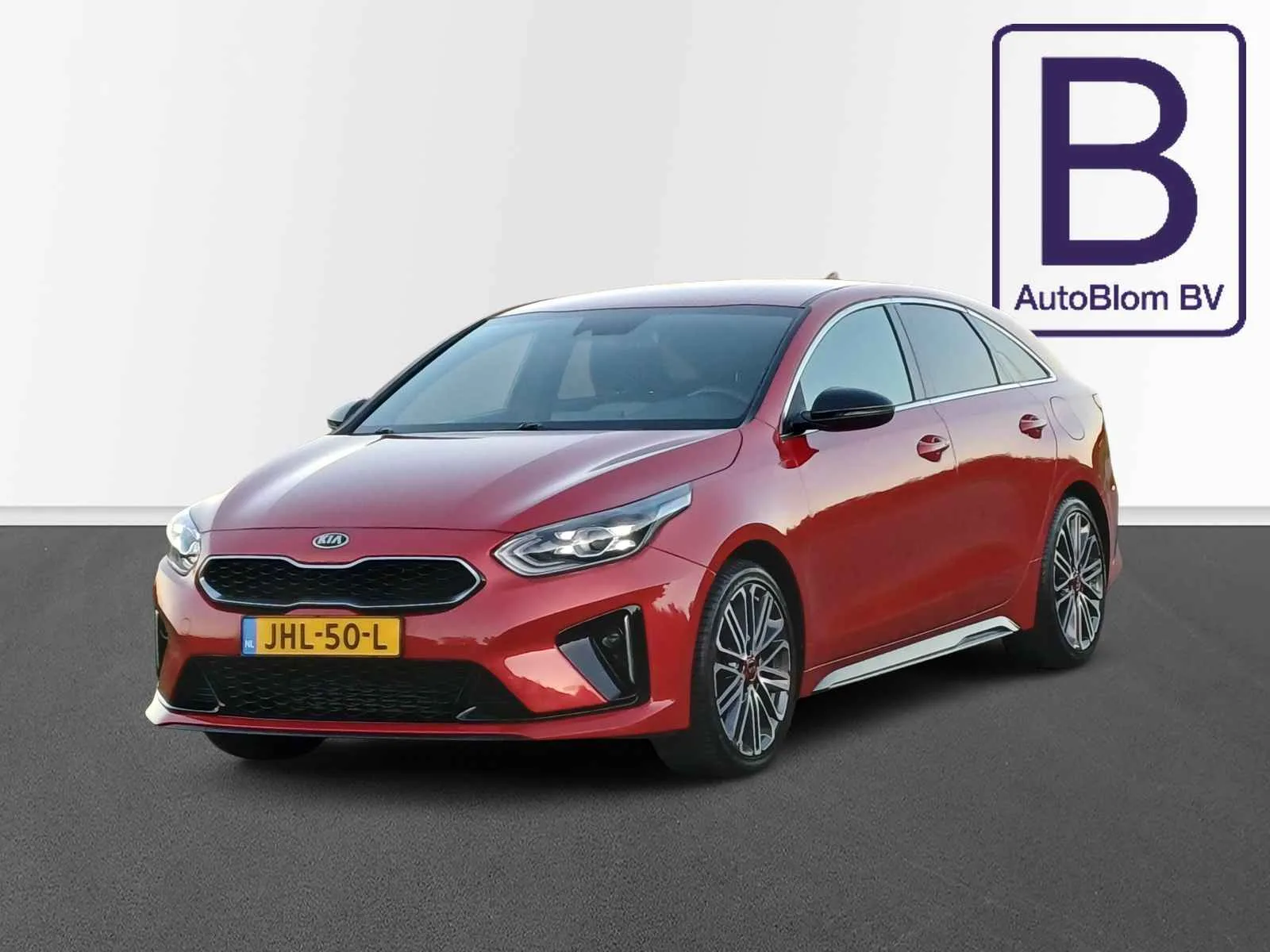 Kia ProCeed (2021) — foto 1