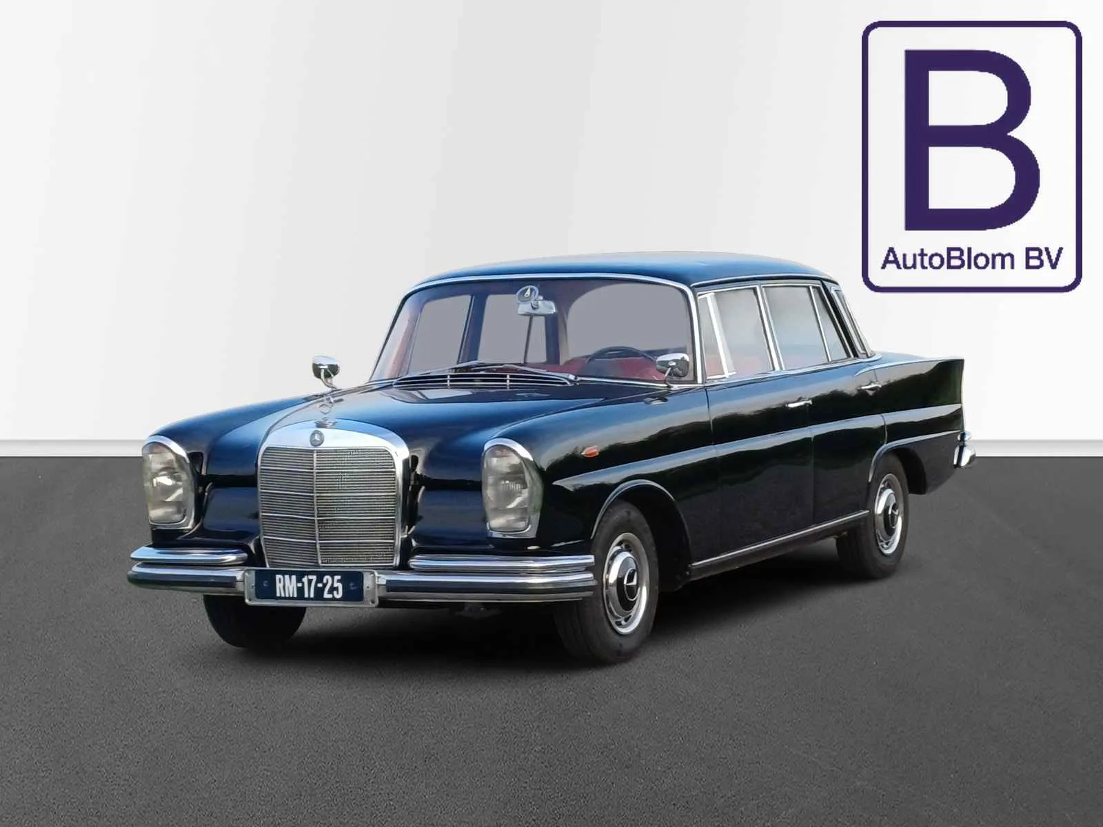 Mercedes-Benz 200-Serie (1966) — foto 1