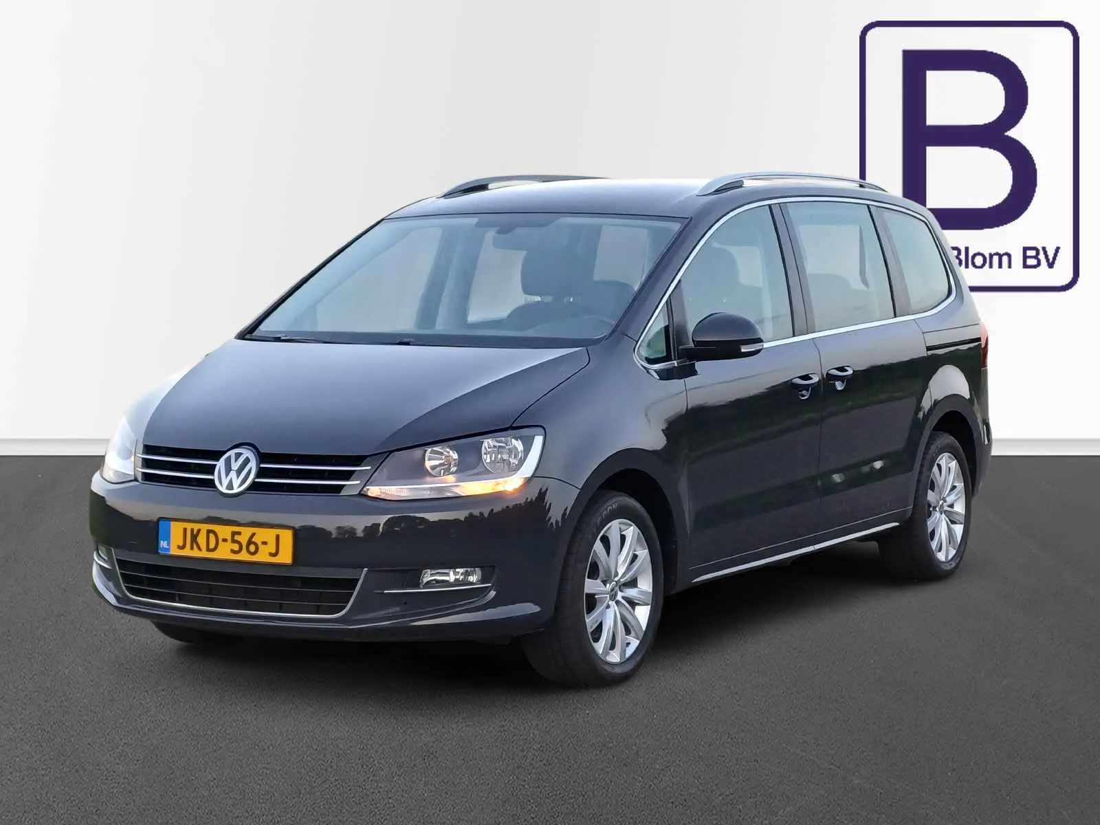 Volkswagen Sharan (2018) — foto 1