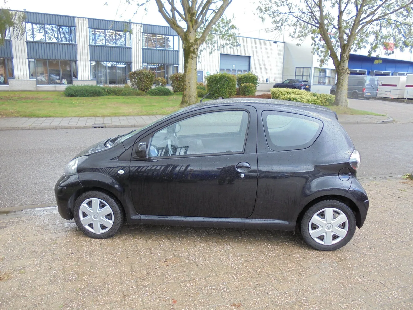 Toyota Aygo (2009) — foto 1