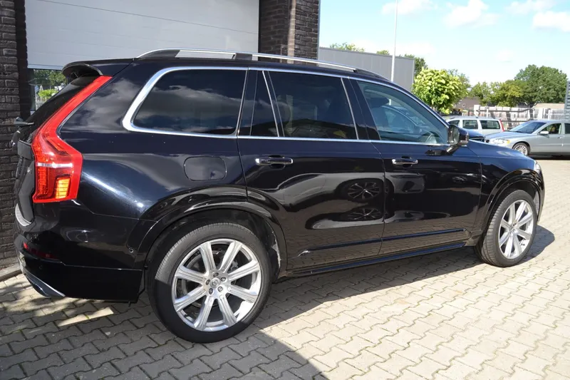 Volvo XC90 (2016)
