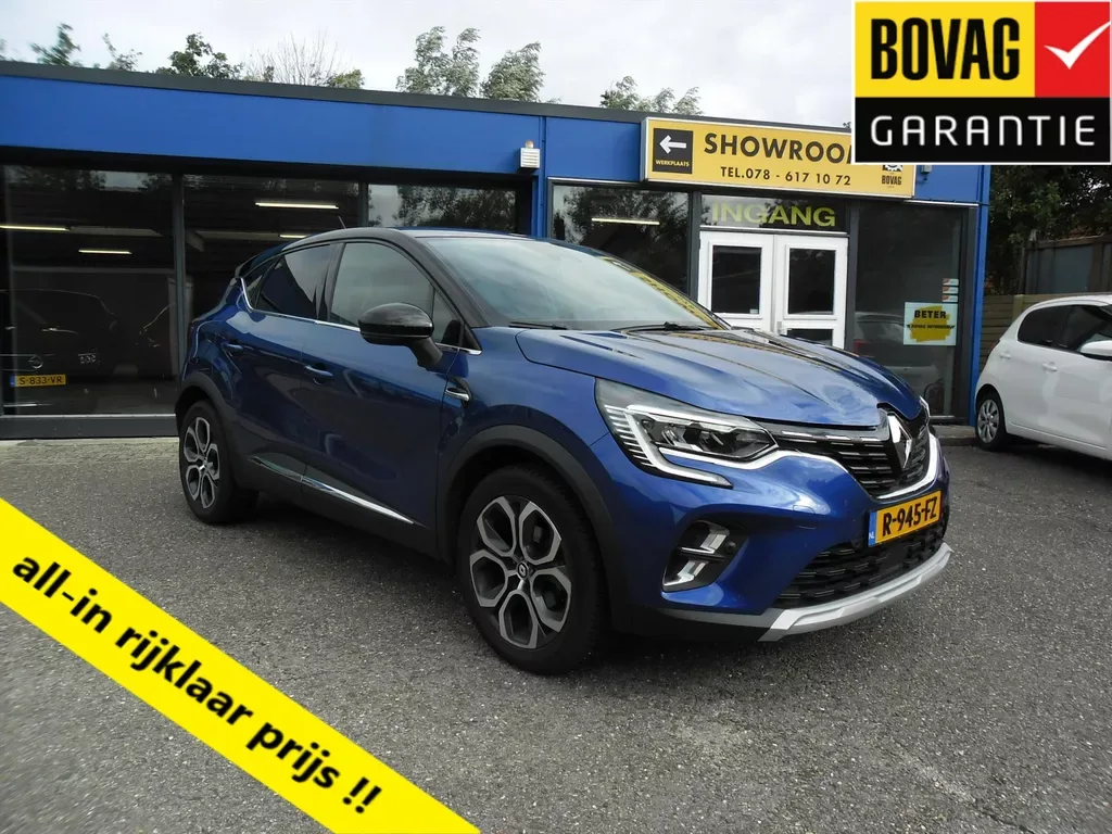 Renault Captur (2022) — foto 1