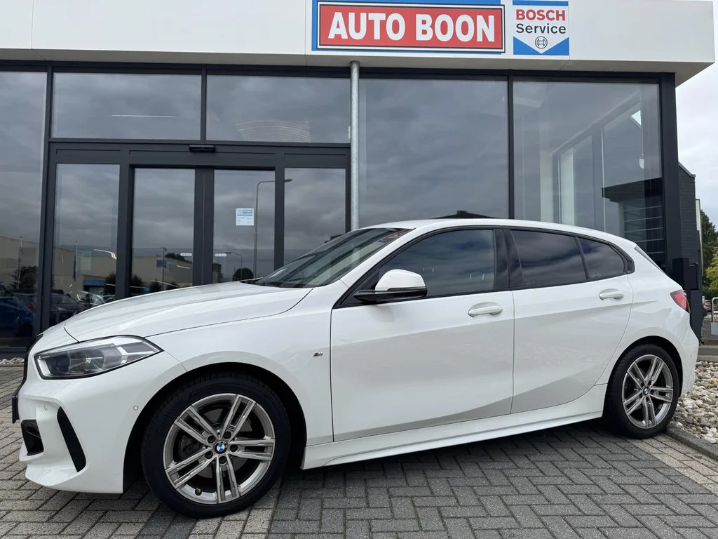 BMW 1-Serie (2021) — foto 1