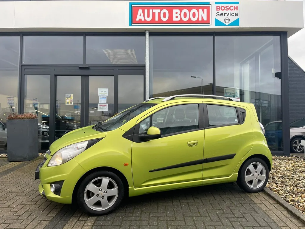 Chevrolet Spark (2011) — foto 1
