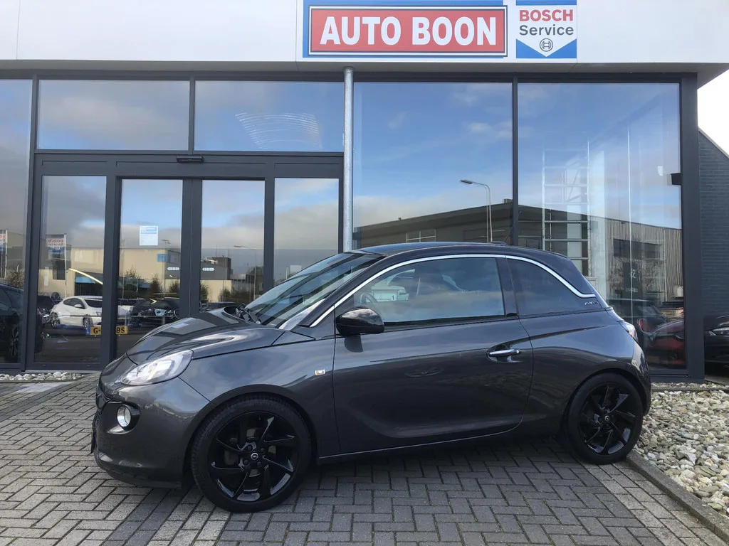 Opel Adam (2018) — foto 1