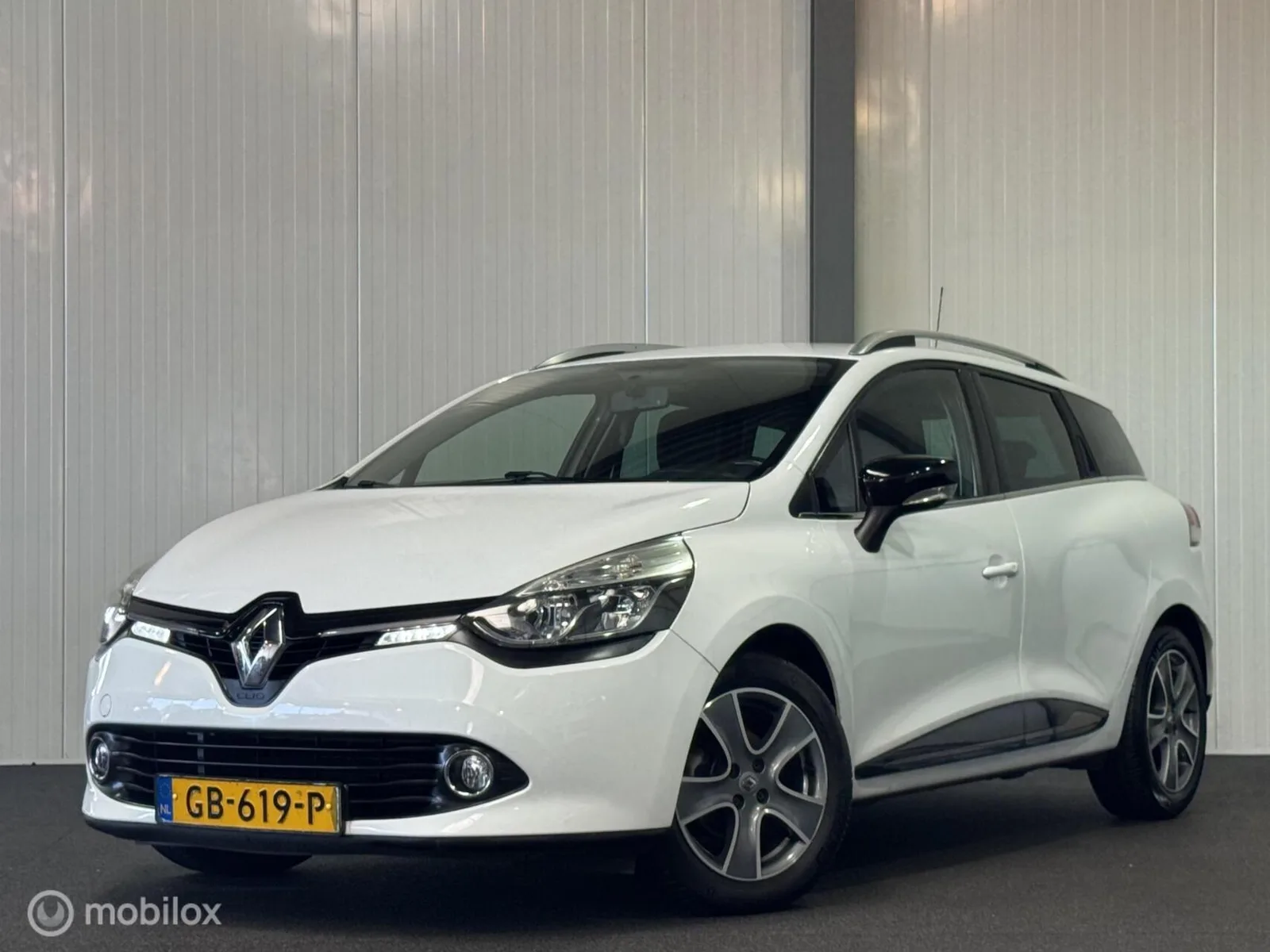 Renault Clio (2015) — foto 1