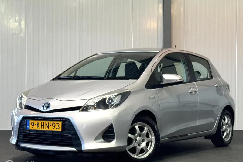 Toyota Yaris (2013)